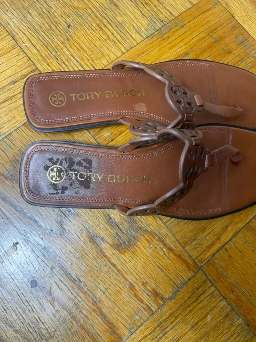 Tory Burch Tiny Miller 10mm Thong Sandals Burnt Cuoio Brown Leather Size 9M